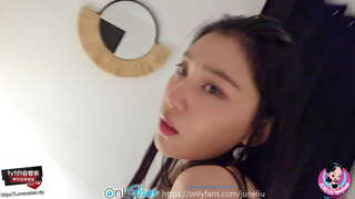 Jona Liu / SpicyGum - Namboarina Hookup amin&#039;ny Mpianatra Shinoa