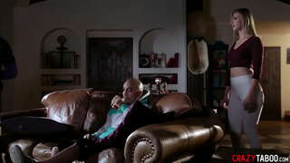 Пыдес вылаз султӥз но бадӟым люкетэз Джиллиан Джэнсон отсасывать Красотка, нош трахомаен бере юн куаноз кысӥе