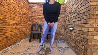 Išsipūtęs pavadinimai apskretėlė patalpose ir lauke pissing compilation | šlapias ir purvinas