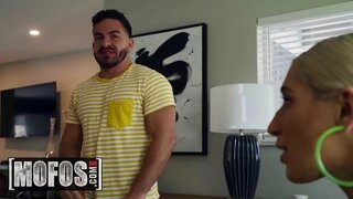 Εξαπάτηση Pass - MOFOS